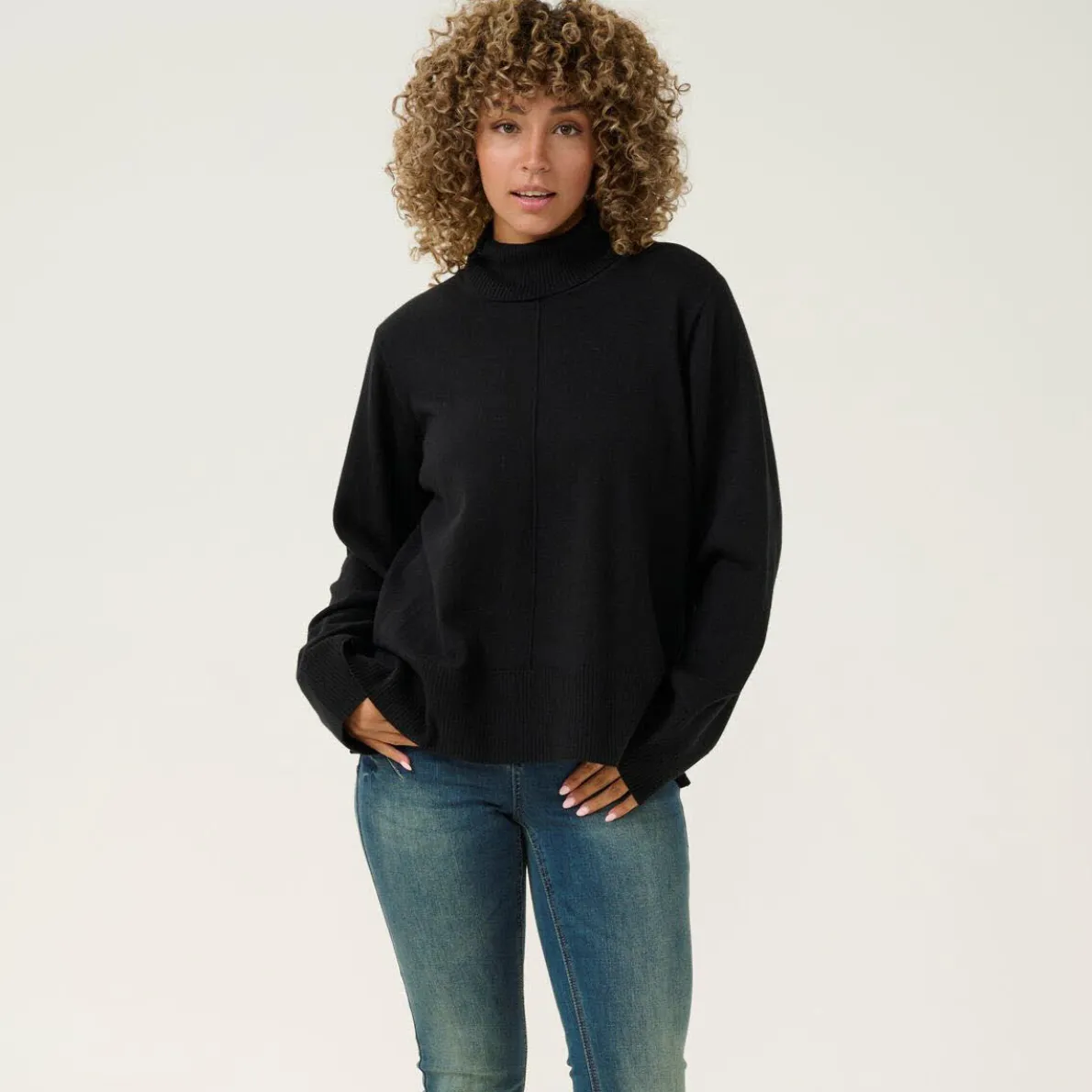Cream Pullover CRAnva