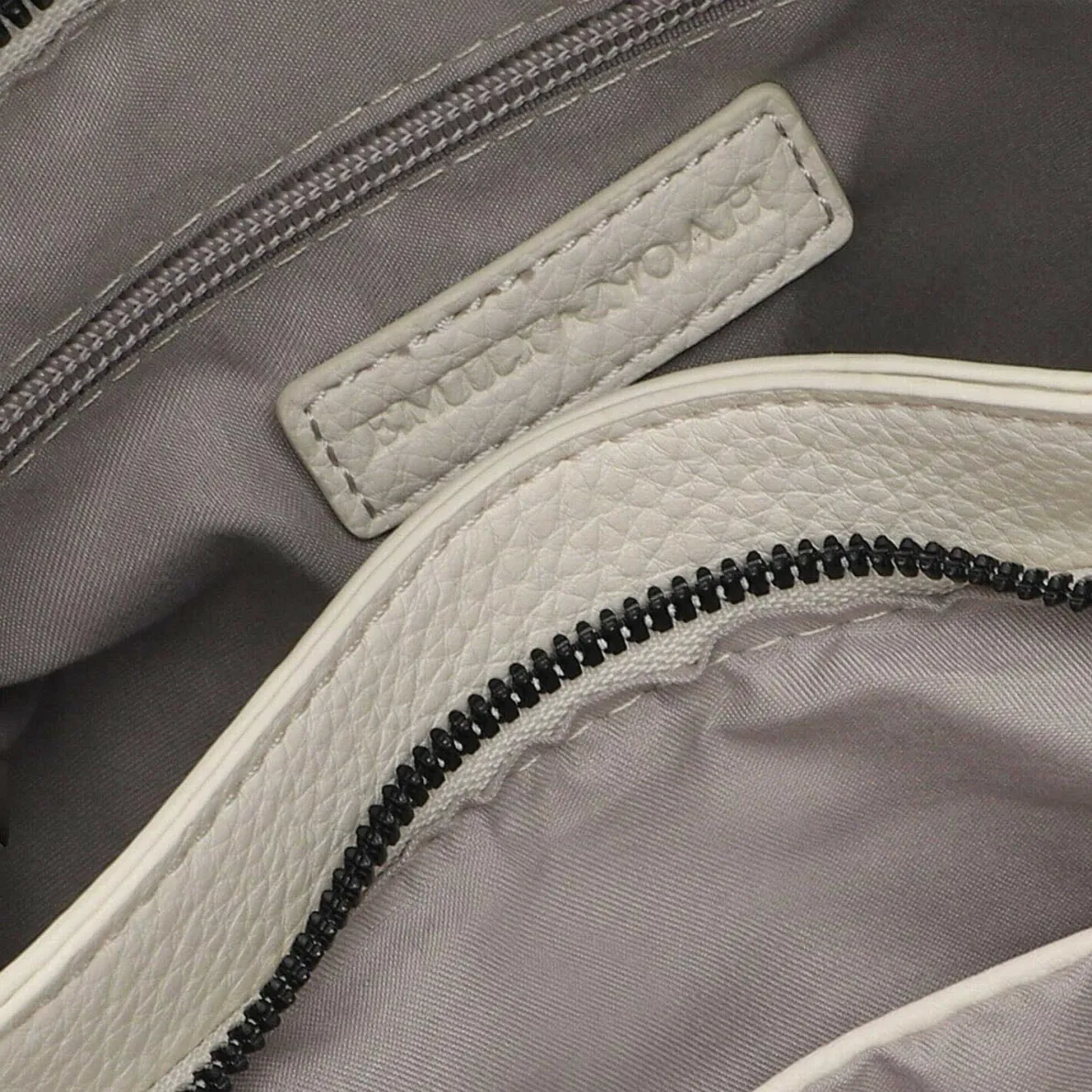 Emily & Noah Schultertasche Enna